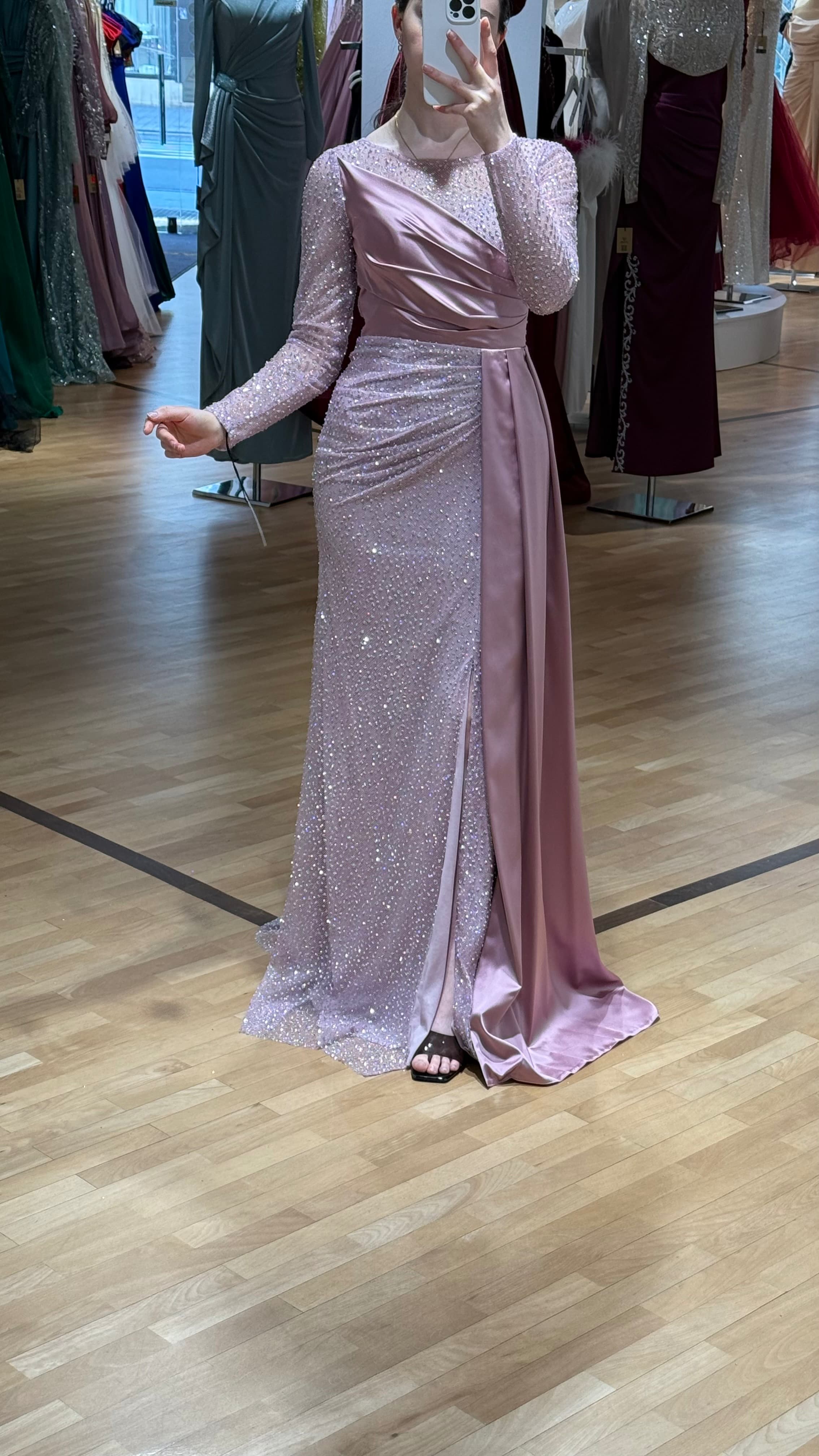 Abendkleid-Clara-Flieder