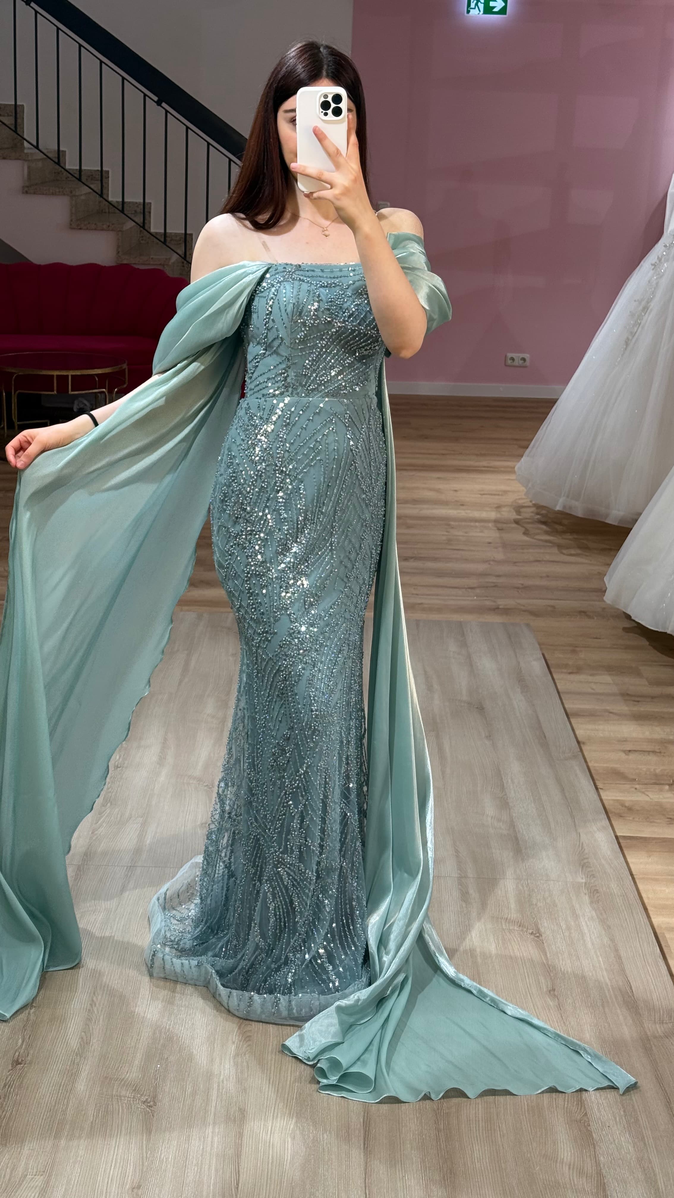 Abendkleid-Laura-mintgrün