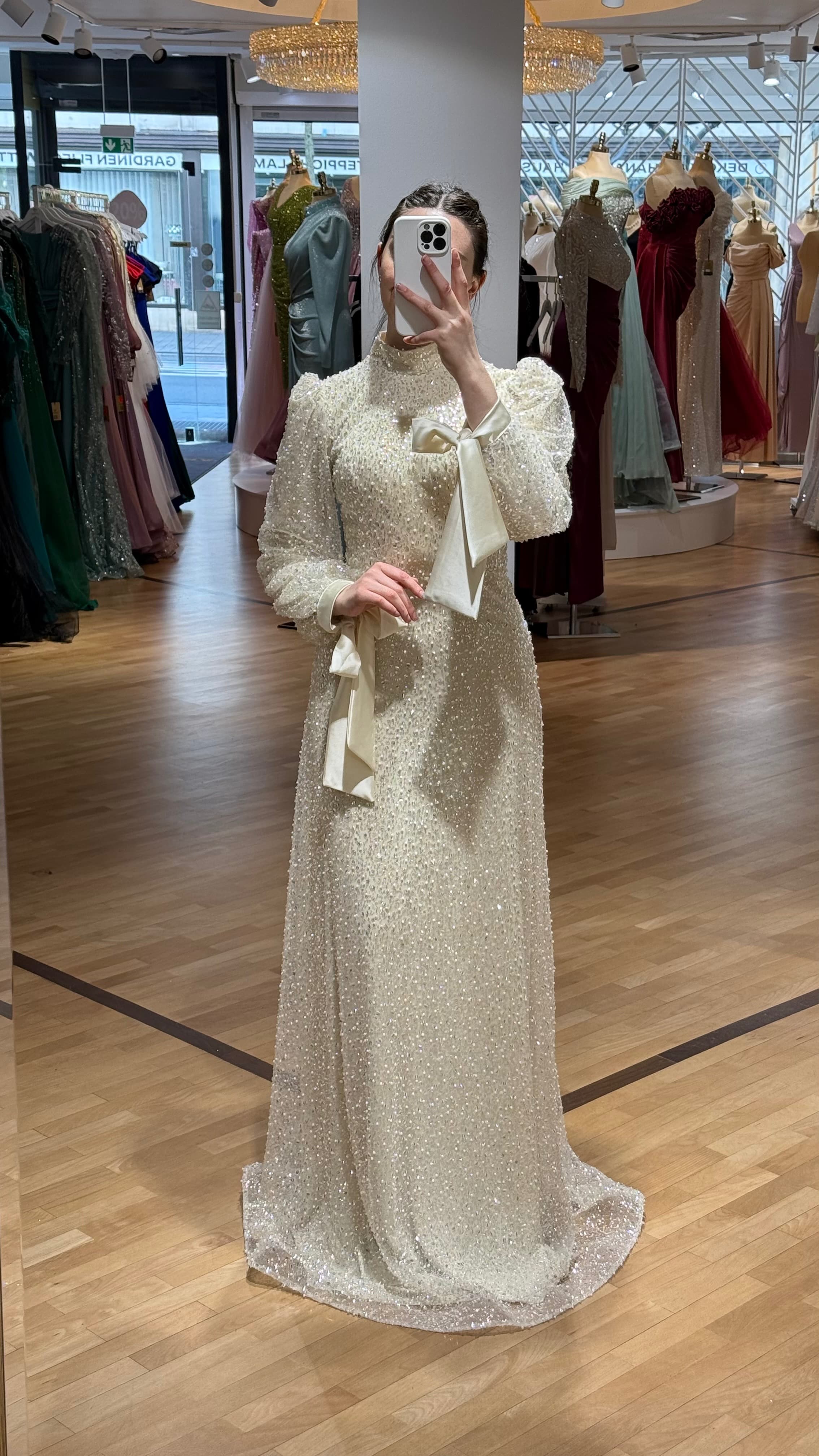 Miss LIMA Braut & Abendmode