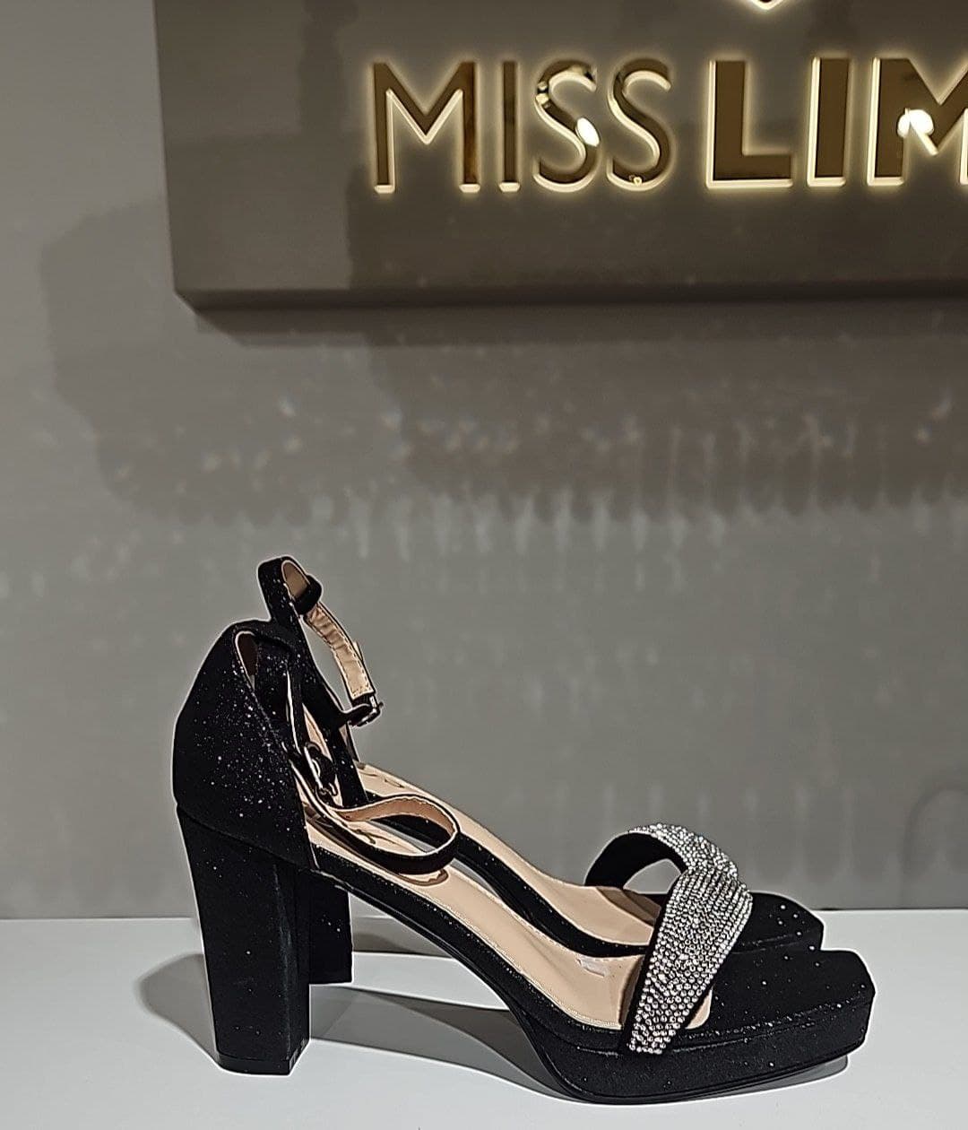 Miss LIMA Braut & Abendmode