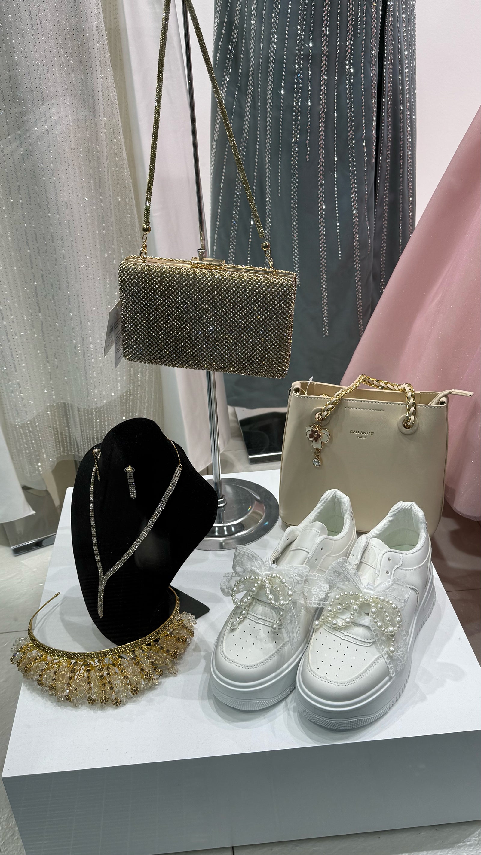 Miss LIMA Braut & Abendmode